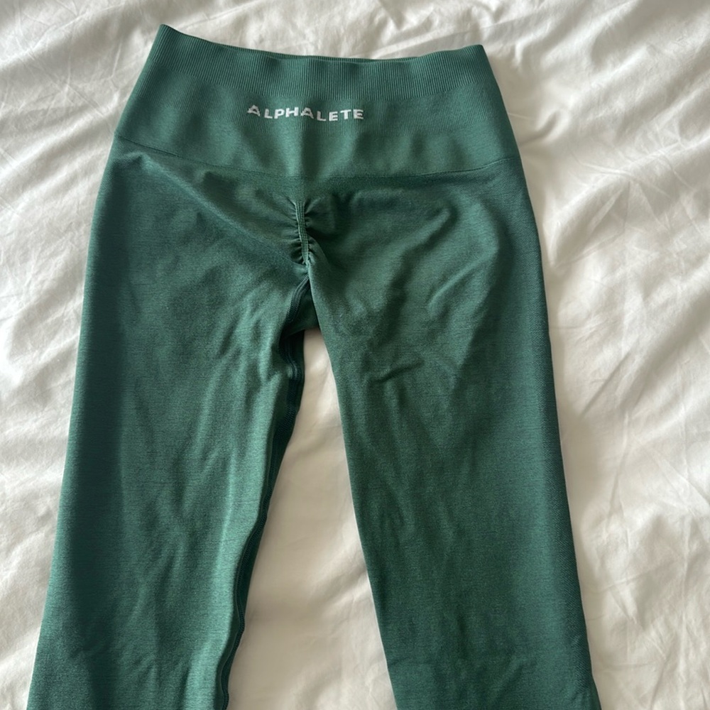 Alphalete Green Leggings